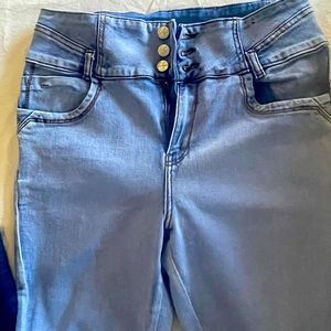 At Seven skinny jeans/jegging type